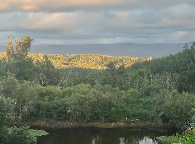 Quinta Do Pereiro Feriehus *